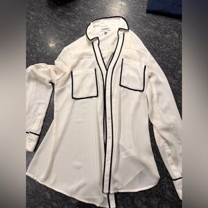 Express Cream Shirt with Black Accents